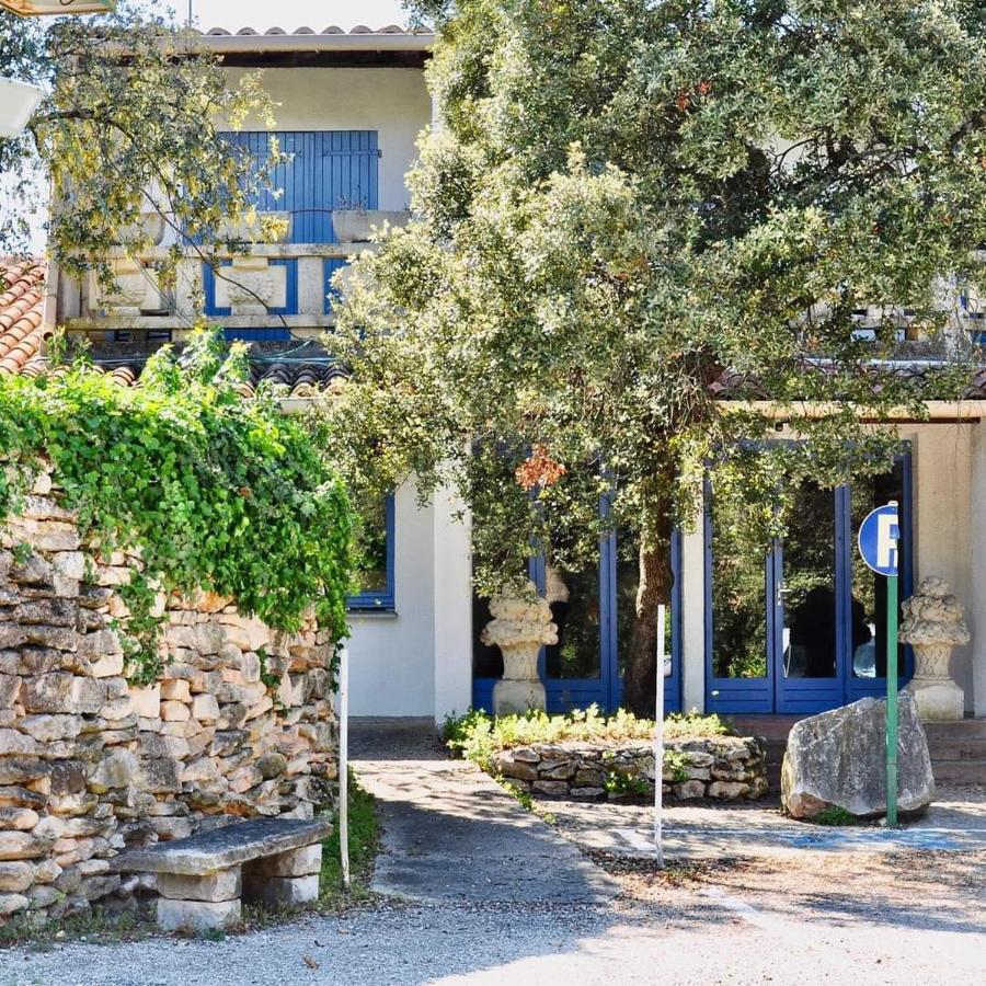 Domaine Du Berange Hotel Saint-Geniès-des-Mourgues Exterior photo
